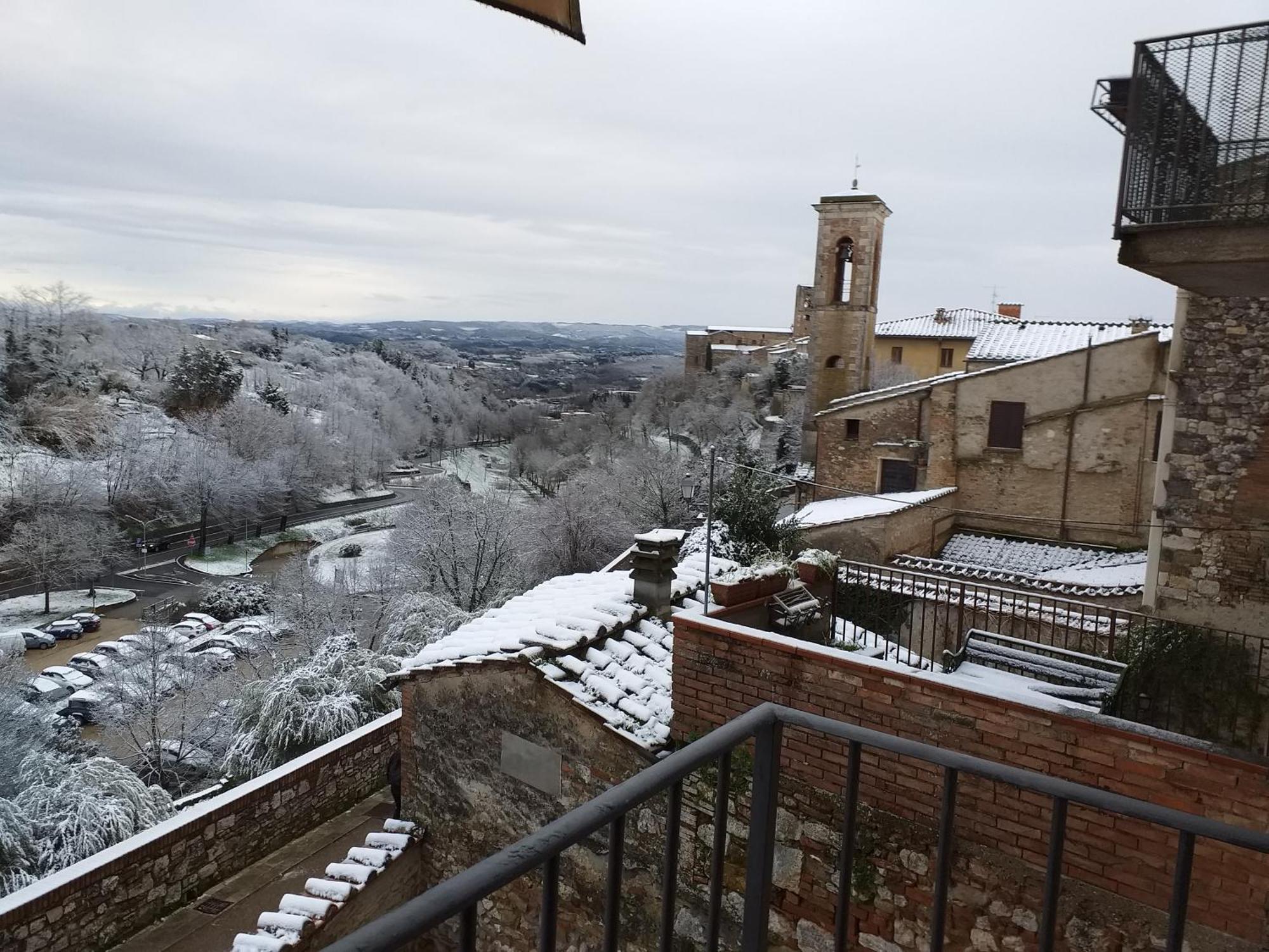 Dietro Le Mura Colle Val D'Elsa Extérieur photo