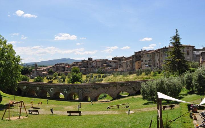 Dietro Le Mura Colle Val D'Elsa Extérieur photo